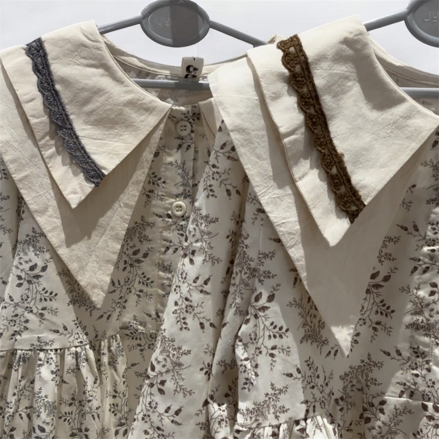 فستان النقاء البسيط