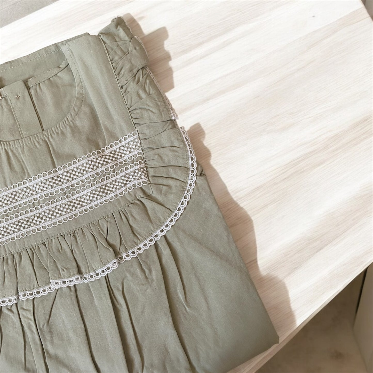 البساطة الرقيقة